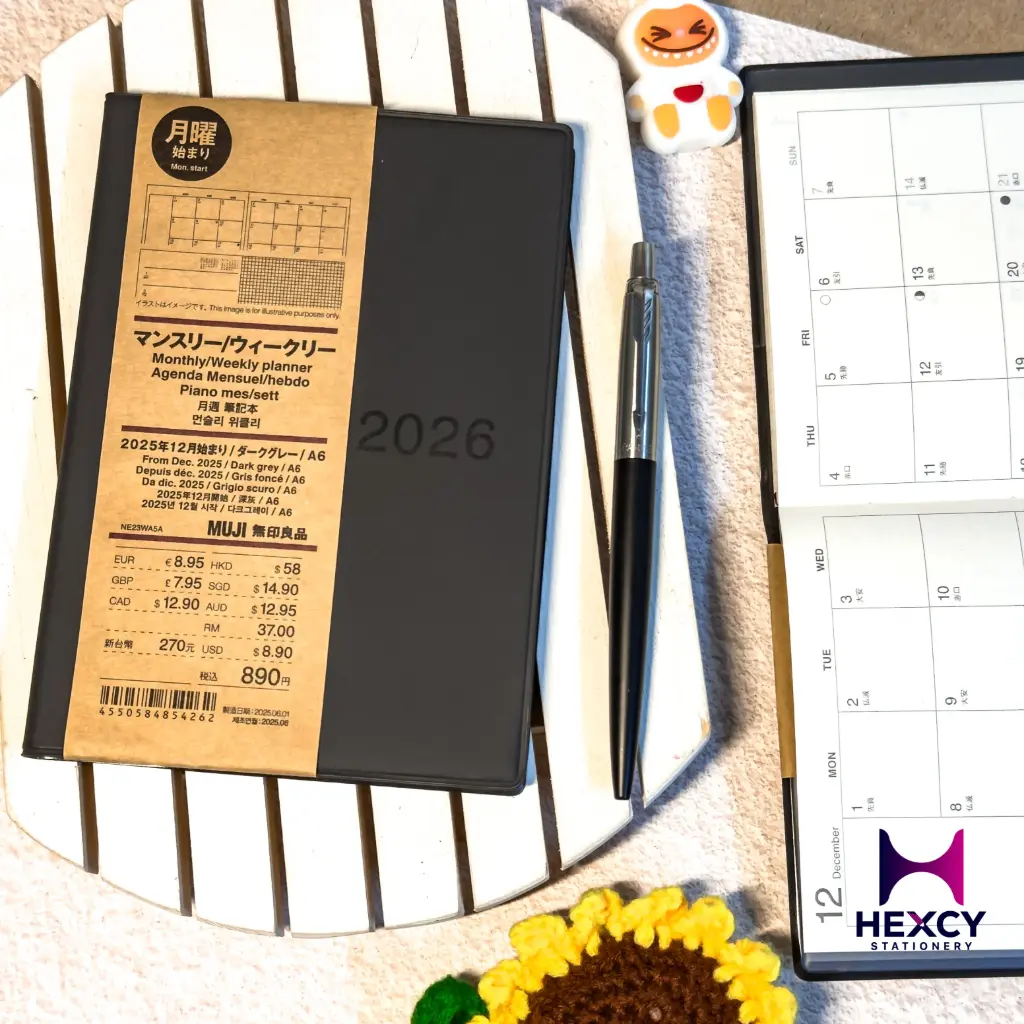 [NE23WA5A] MUJI Monthly / Weekly Schedule Book, Starts December 2025, A6 (Dark gray)