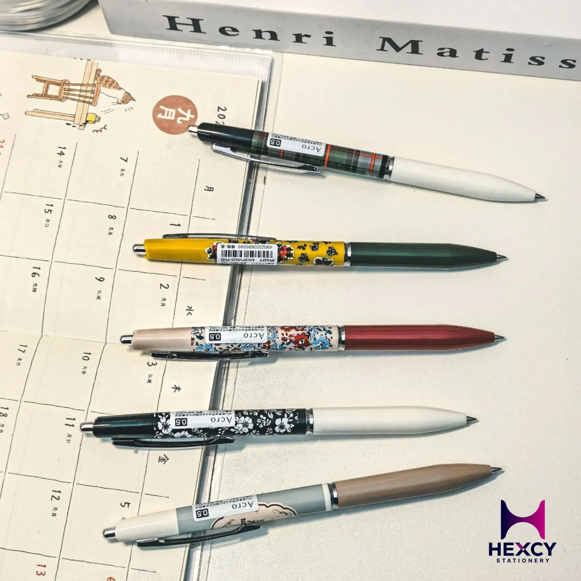 [BACEFVM25-CHB] Pilot Acro Christmas Market in Paris Oil-Based Ballpoint Pen, 0.5mm,  (Checkered beret)