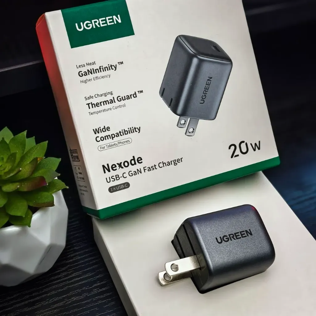 UGREEN Nexode Mini 20W PD Charger, USB-C Rapid Charger [GaNFast II (Gallium Nitride) Adopted, Ultra Compact, Foldable Plug, PD3.0/PPS/QC4+ Compatible/PSE Technical Standards Compliant] Type-C