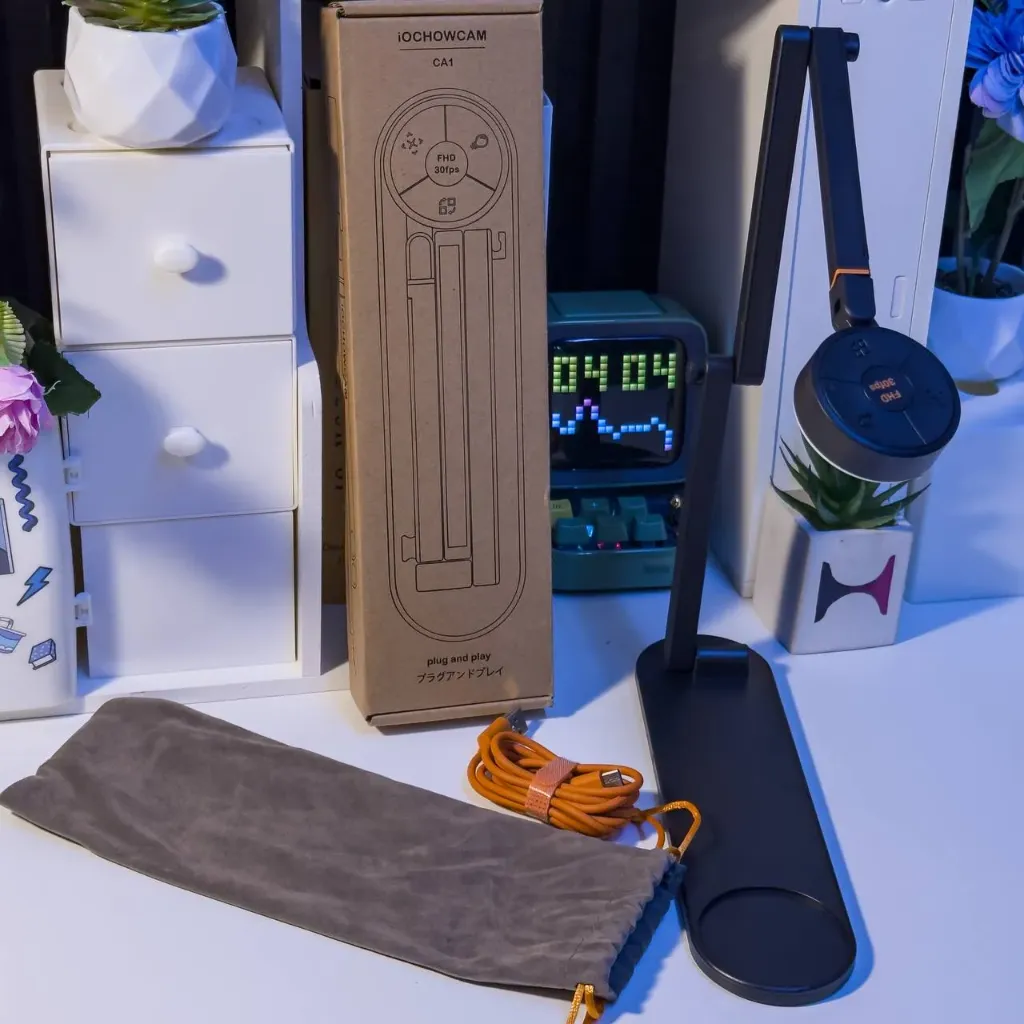 iOCHOW Camera, Calligraphy Camera, Writing Camera, Real Projection: 5 Megapixels, Foldable, USB Camera, Document Camera, Built-in Microphone, LED Light, Compatible with Web Conferencing, Online Class,