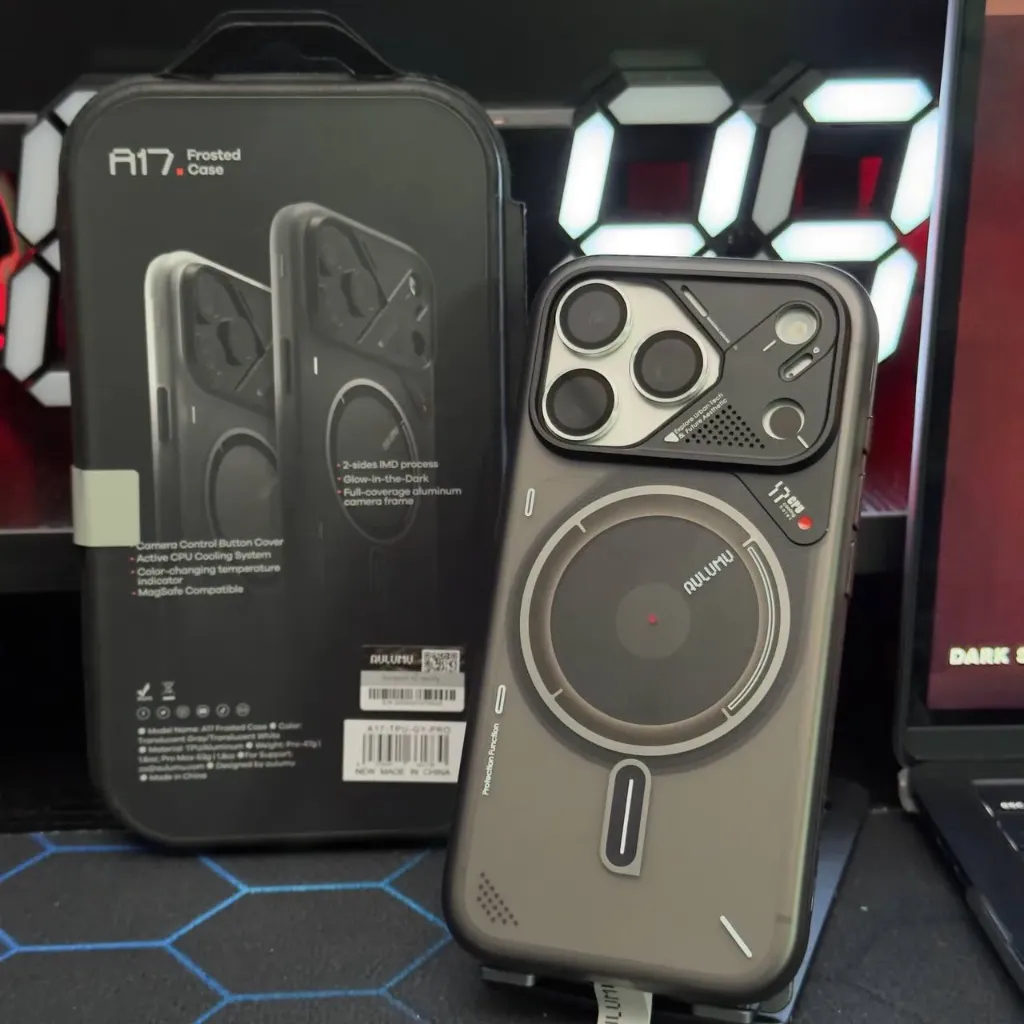 Aulumu A17 iPhone 17 Pro Case, MagSafe Compatible, Equipped with CoolHyper Cooling System, Camera Control Button, Supports Rapid Charging, Built-in Magnet, Shockproof, Durable, Luminescent Line