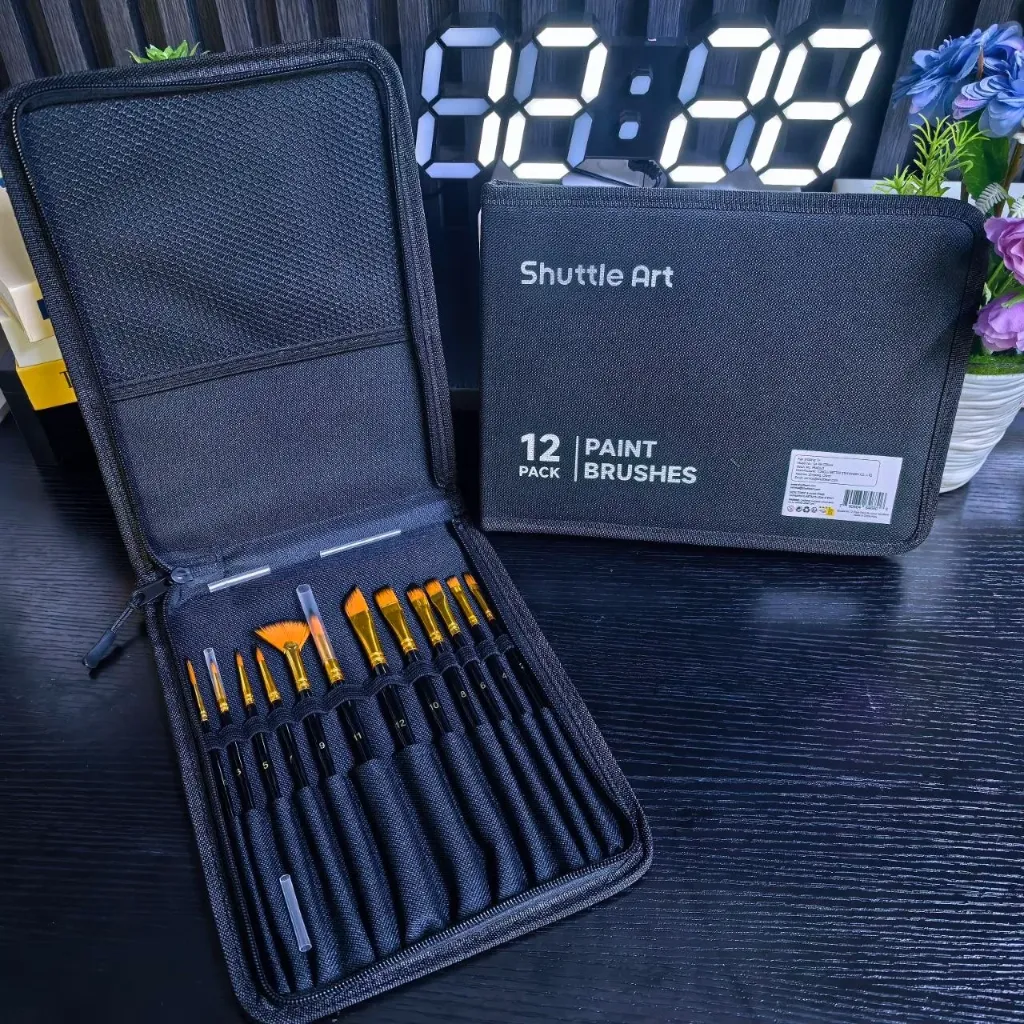 Shuttle Art Paint Brush Set 12-Piece Multi-Shape Sizes Brush Set Black with Storage Case