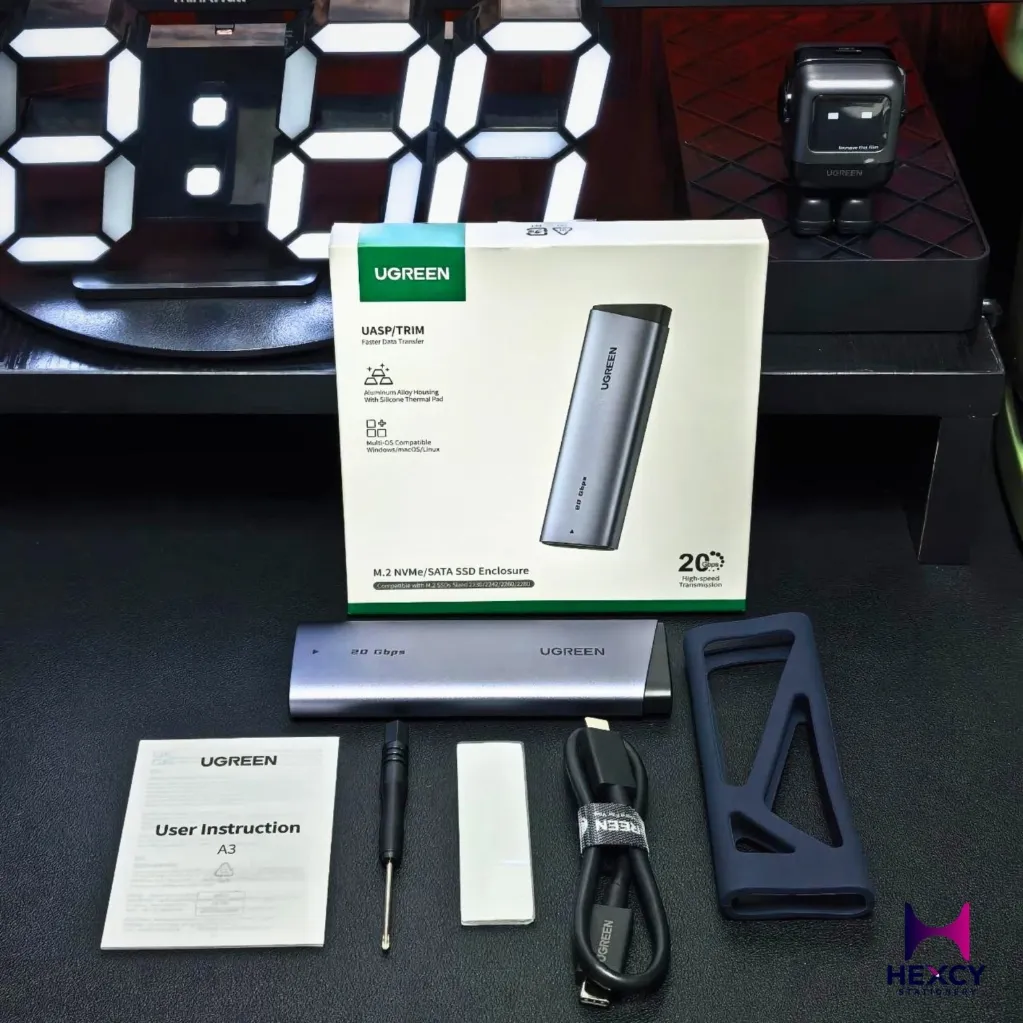 UGREEN M.2 NVMe/SATA SSD Enclosure (20Gbps)