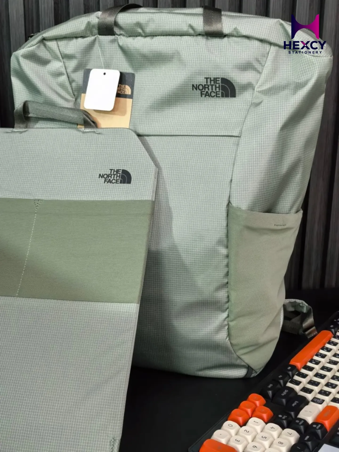 The North Face Hazy Tote Pack 27L, iceberg green