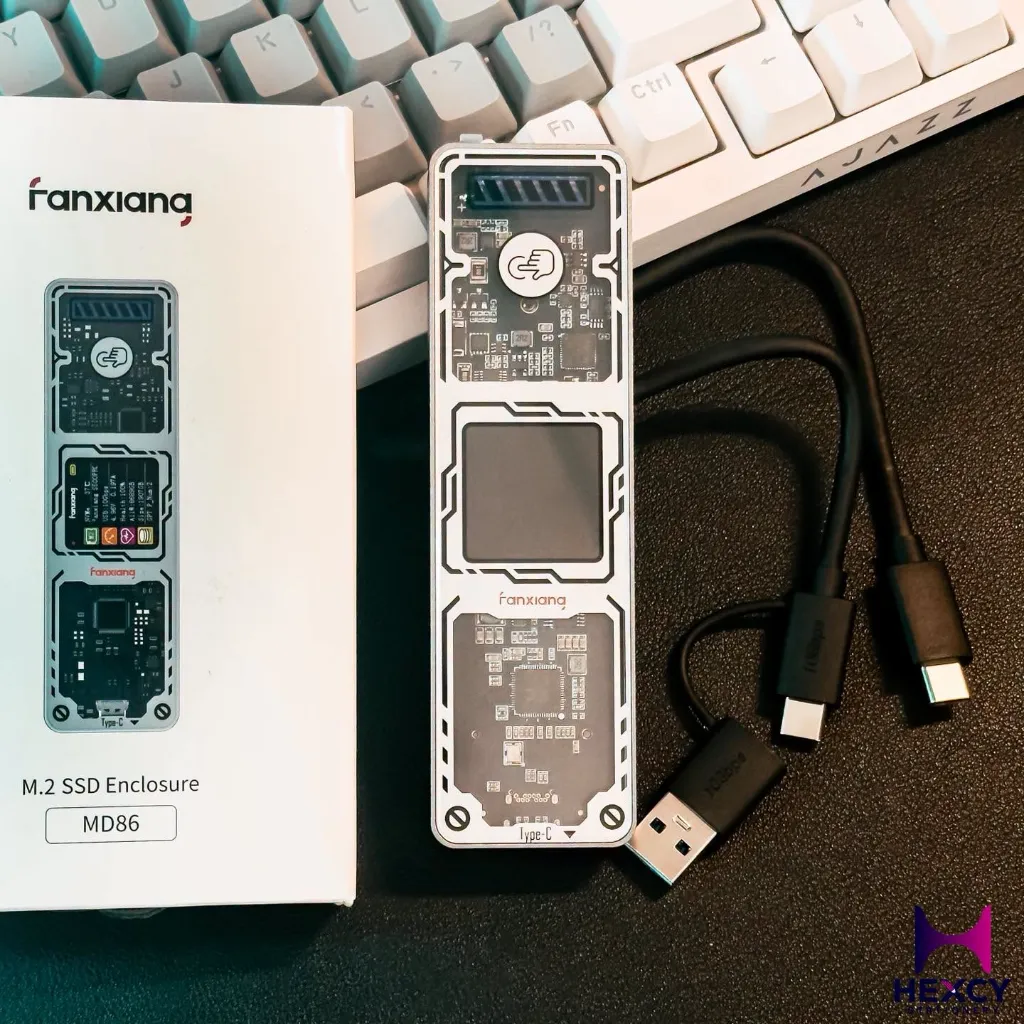 Fanxiang M.2 NVMe / SATA Dual-Protocol SSD Enclosure with Smart Display (10Gbps High-Speed)